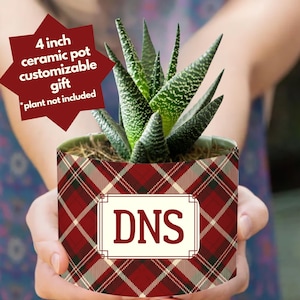 Anpassad rödplädig tartan RL monogram keramisk inomhusväxtkruka 10 cm personlig julklapp till lärare, vänner, lag present i julklapp