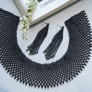 Sylianka (Sylyanka) Zwarte GOTHIK-stijl Traditionele Oekraïense etnische ketting met oorbellen