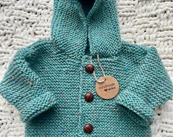 Hand knitted baby hooded jacket (0-3m)