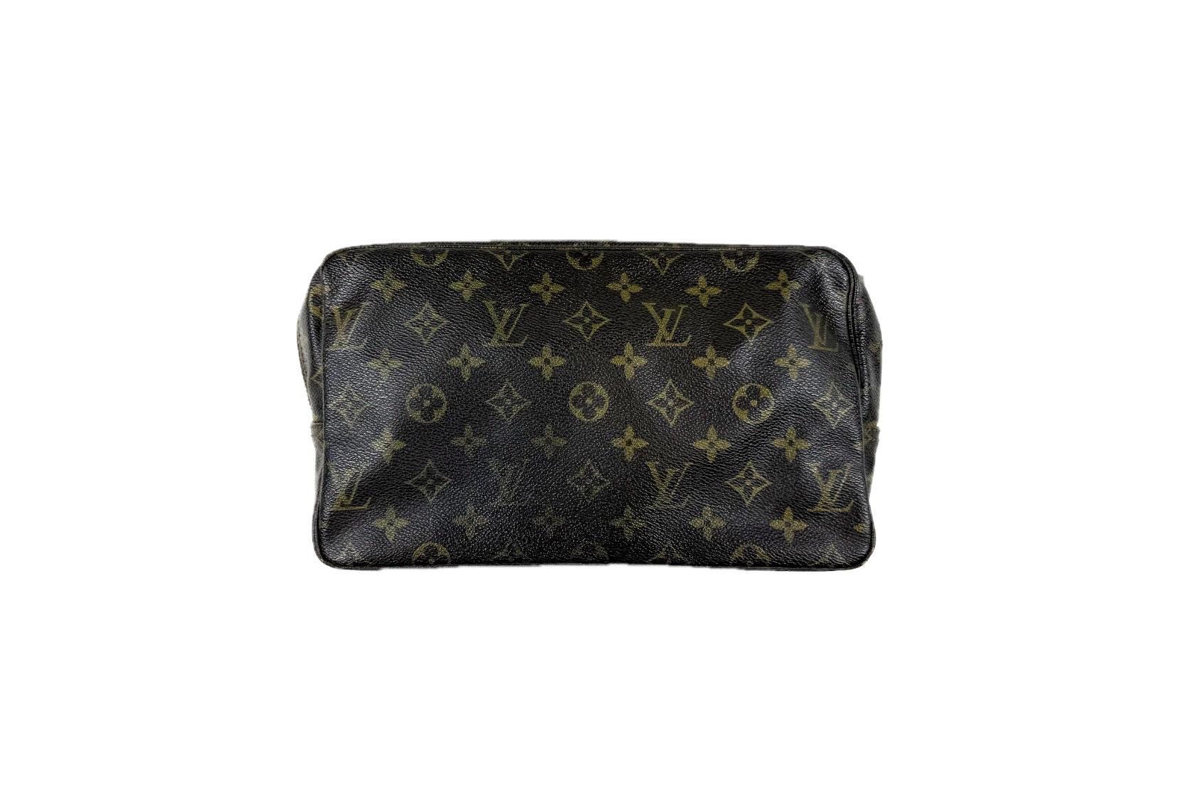 Vintage Louis Vuitton 1982 Monogram Trousse Toilette 28 Clutch Bag