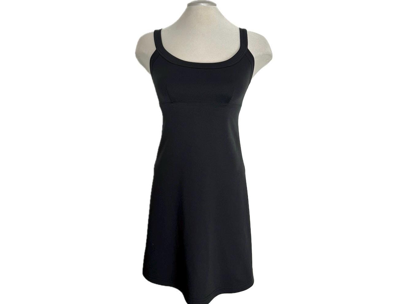 long black maxi dress Tova | Black High-Neck Long-Sleeve Maxi Dress