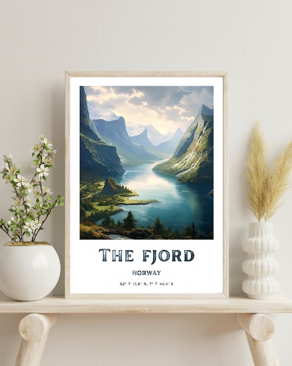 Das Fjord Poster, Geiranger Reisedruck, Norwegen Reisegeschenk, Wandkunst Fjorde, Dekoration Geschenk Norwegen, Weihnachtsgeschenk, Hochzeitsgeschenk