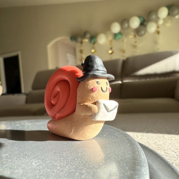 Custom Desk Friend, Personalized Polymer Clay Figurine