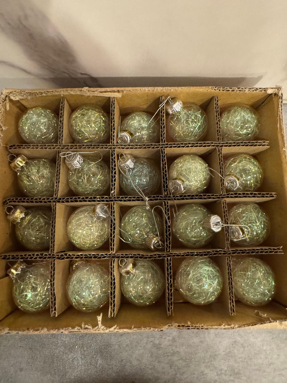 その他 Lilian Vernon 1984 Seasons Vintage Lillian Vernon Ornament - Etsy