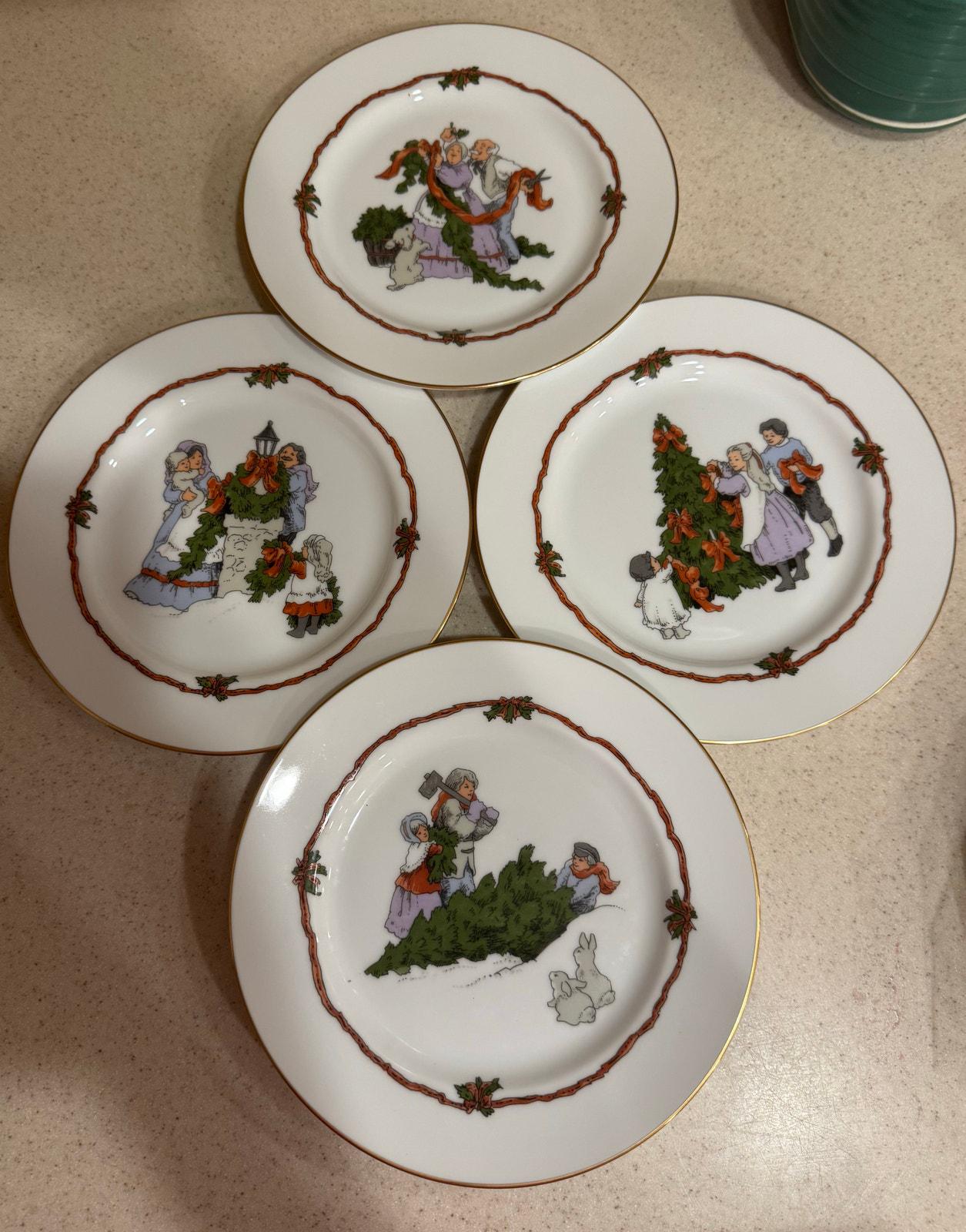 1982 Fitz & Floyd DECK THE HALLS Salad/dessert Plates 7.5