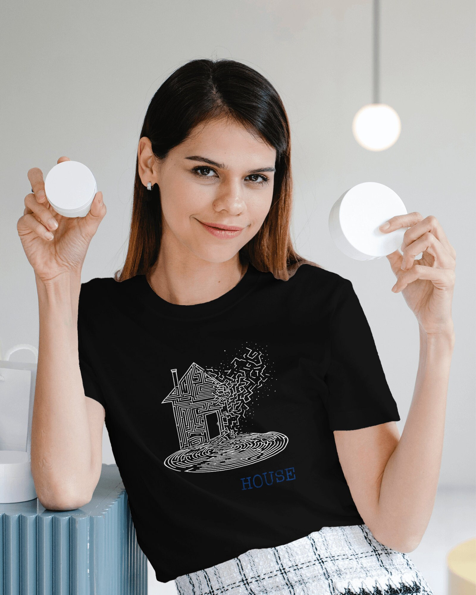 HOUSE of LEAVES  |  Labyrinth  |  Graphic Tee  |  Mark Z Danielewski  |  Unisex Crewneck T-shirt
