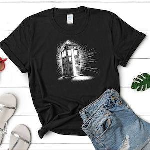 DOCTOR WHO?  |  TARDIS  |  Graphic Tee  | Unisex Crewneck T-shirt