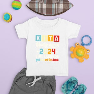 Geschenk schulanfang, kindergarten abschied, Kinder Kita Abgänger oder Abgängerin 2024 Schulkind Einschulung Schule Letzter Tag T-Shirt Bild 3