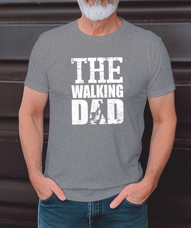 The Walking Dad Vatertag Geschenk Für Vater Herren T-shirt, Vatertaggeschenk, Vatertag tshirt, herrentag geschenk, Dad Father's day t-shirt Heather Grey