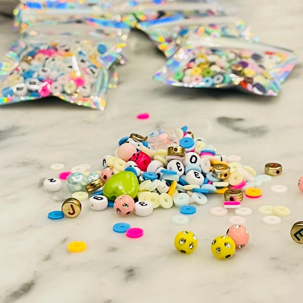 Bead Confetti - 5 scoops! Make your own fun jewelry with this mini kit!