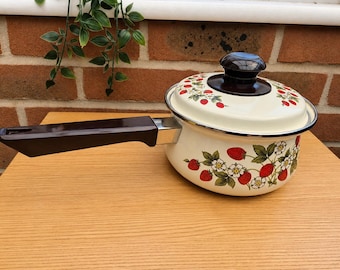Vintage Sheffield "Strawberries & Cream" emaljkastrull med matchande lock