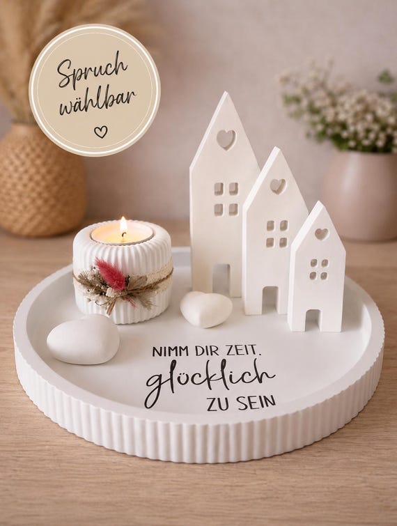 Dekoratives Tablett mit Teelichthalter, 2 Herzen und 3 Häuser, Tischdekoration, Sakandinavischer Stil. Weihnachten, Advent, Geburtstag,weiß