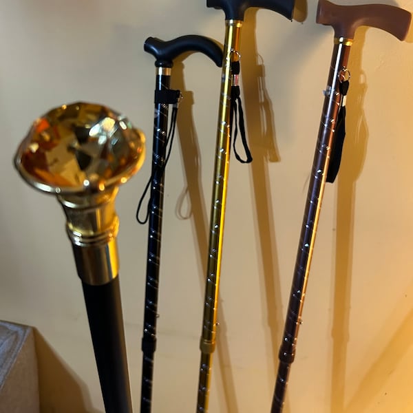 Walking sticks, walking cane, staff, cane. Fashionable walking sticks, diamond type Handle, fashion Walking Stick. Rubber tip, cane