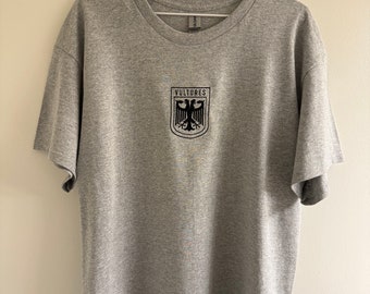 Camiseta con el logotipo de los buitres bordado - Gildan Heavy Cotton