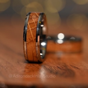 8mm Whiskey Barrel Ring, Whiskey wood ring, Wood Wedding Band, Mens promise ring, Mens Wood Ring, nature wedding ring, Mens engagement ring