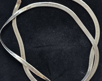 925 Sterling Silver Antique 29in X 4mm Herringbone Chain
