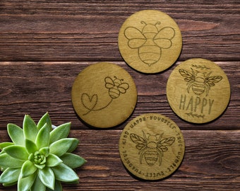 BEE Untersetzer - PACKUNG MIT 4 - Maßgeschneiderte Untersetzer, Bienenliebhaber Gif, natürliche Untersetzer, Bienen Geschenk, Sentimentale Nachricht, Holzuntersetzer, modernes Design
