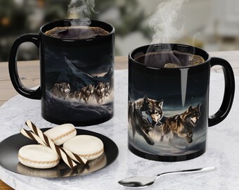 Taza de café de la manada de lobos: cerámica negra, regalo para amantes de los animales (325 ml)
