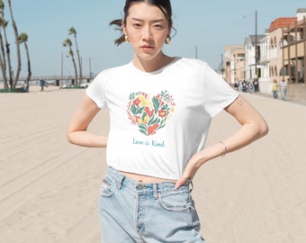 Camiseta floral / camiseta floral corazón / camiseta mujer / camiseta / camiseta unisex / regalo para ella / camiseta corazón / camiseta flor / camiseta fluida