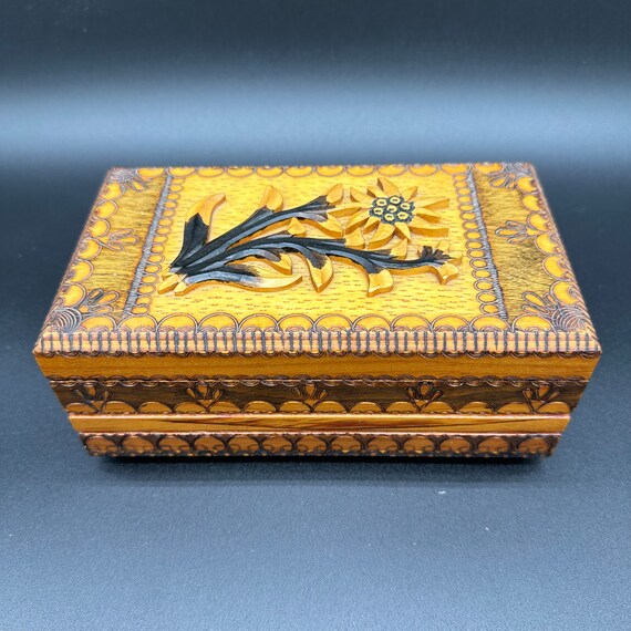 Hand Carved Wood Artisan Sunflower Jewelry Box Gem