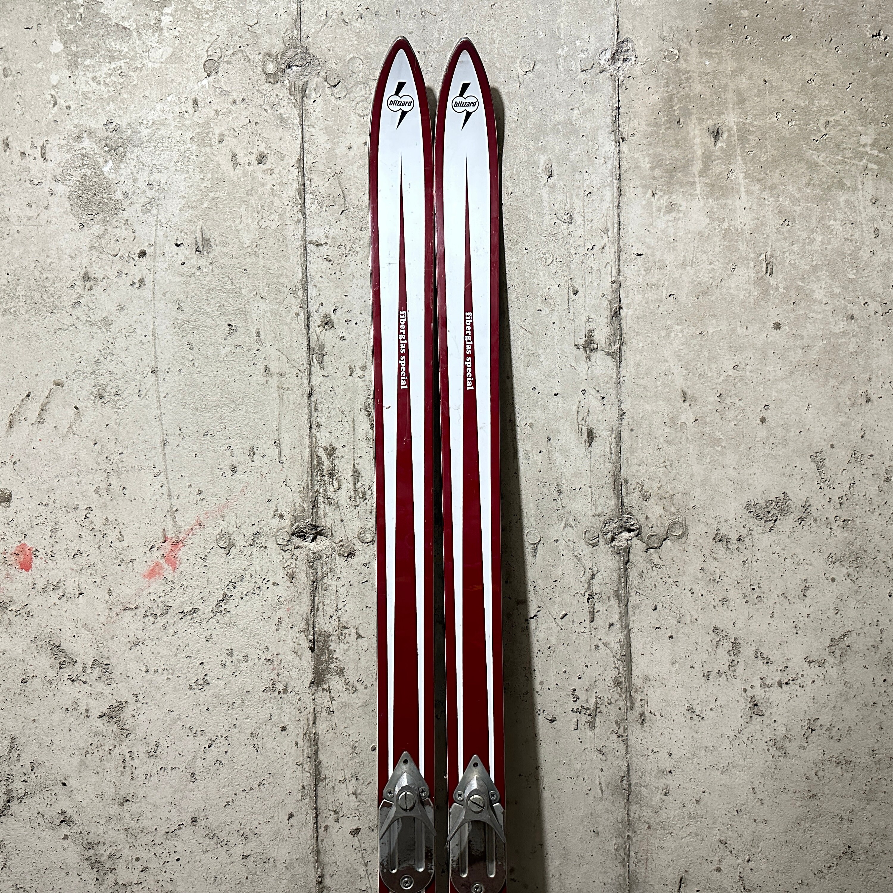 Vintage Blizzard Skis 185 #32717 Fiberglas Special W/ Dovre Vintage Blizzard Skis 185 #32717 Fiberglas Special W/ Dovre
