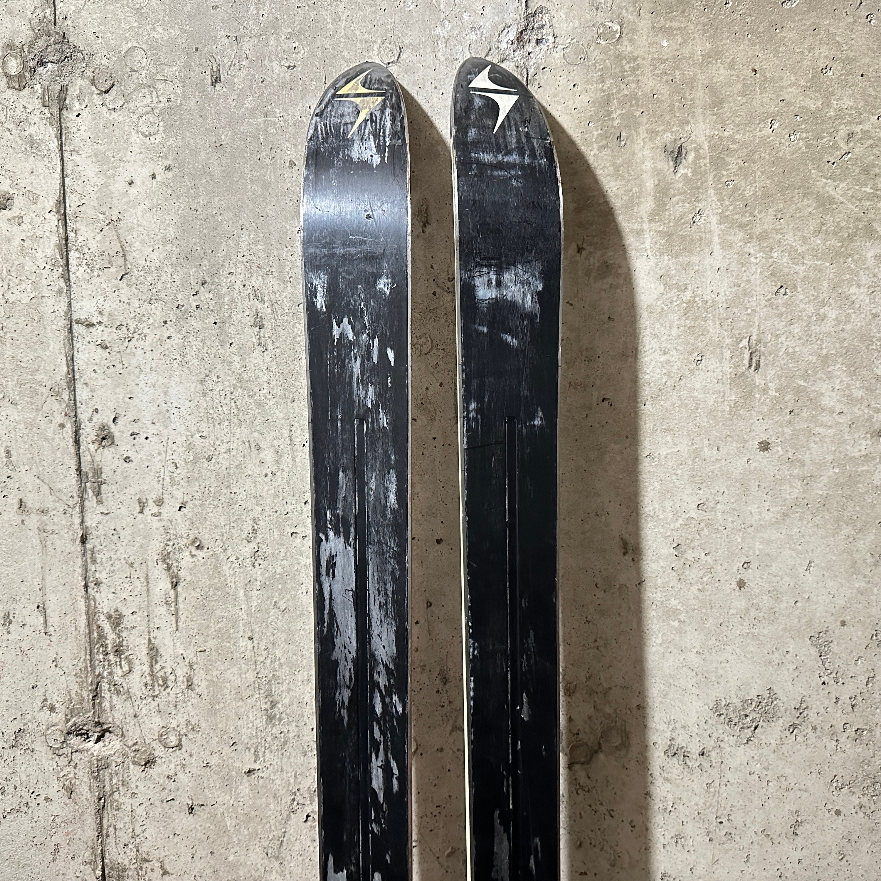Vintage Blizzard Skis 185 #32717 Fiberglas Special W/ Dovre Vintage Blizzard Skis 185 #32717 Fiberglas Special W/ Dovre