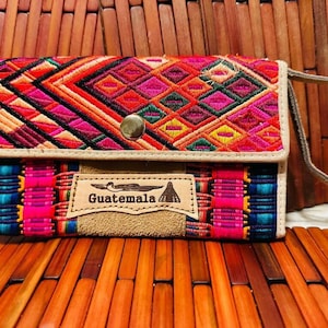 Schlanke Brieftasche, Huipil-Brieftasche, Reisebrieftasche, Alltagsbrieftasche, guatemaltekische bestickte Brieftasche, Geschenke für sie, handgemacht in Guatemala