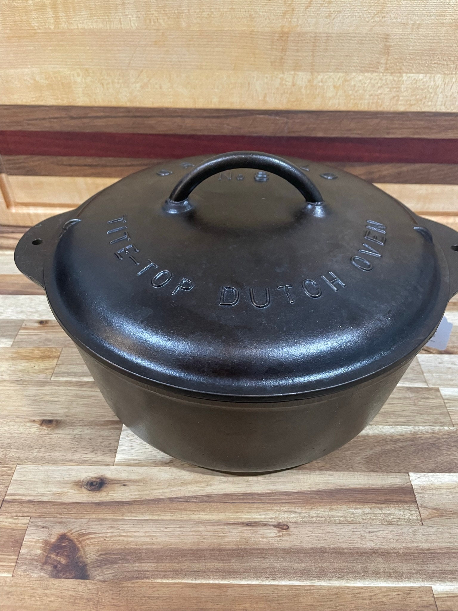 Nice Lodge Cast Iron Dutch Oven Pot 5 Quart Self Basting Lid #8, 10-1/4