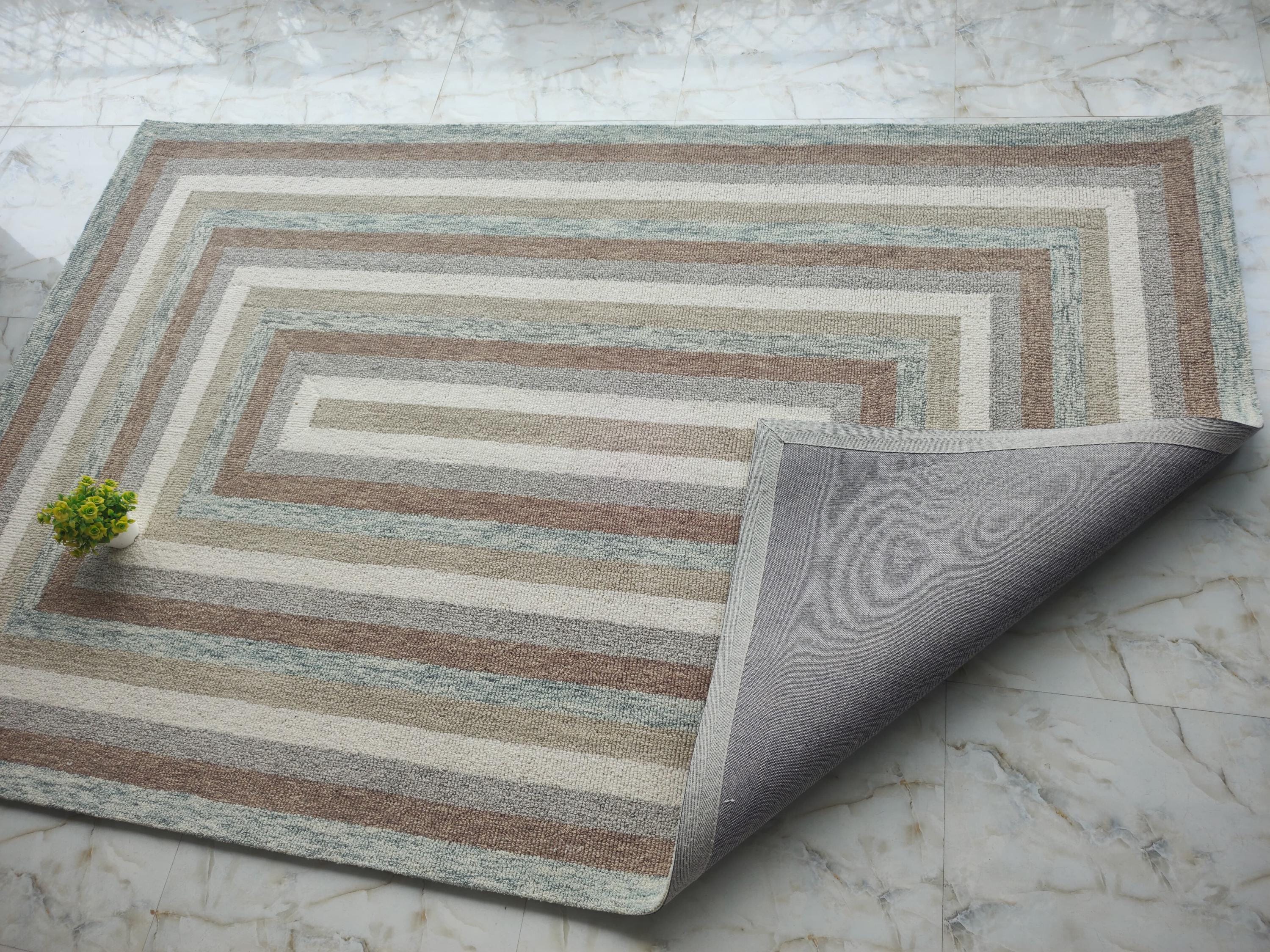 手織りウールラグ：モダンな幾何学模様のマルチカラーデザイン - Etsy 日本