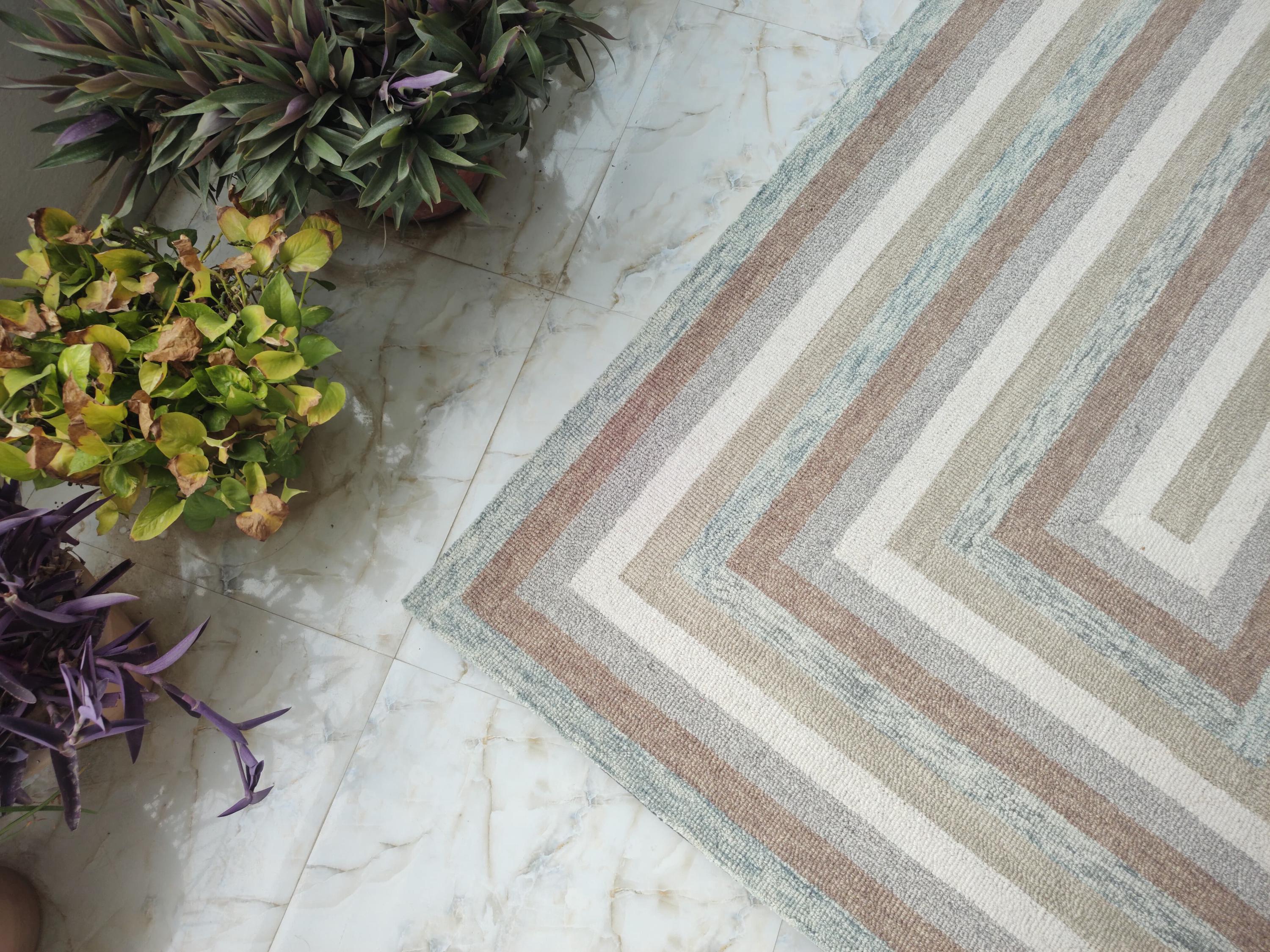 手織りウールラグ：モダンな幾何学模様のマルチカラーデザイン - Etsy 日本