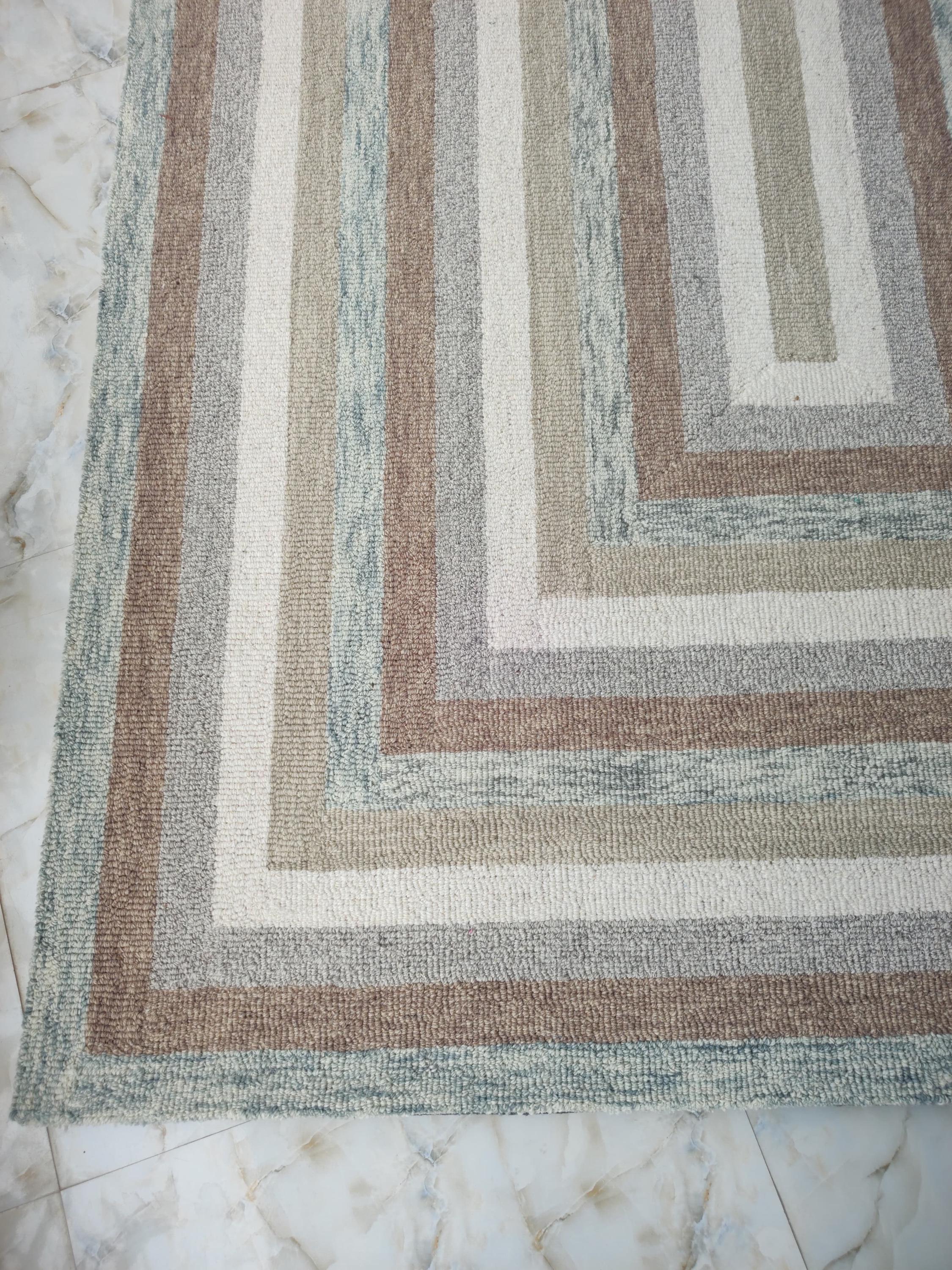 手織りウールラグ：モダンな幾何学模様のマルチカラーデザイン - Etsy 日本