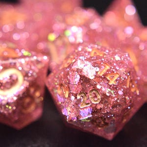 Faerie’s Kiss - Handmade Sharp-Edge Dungeons and Dragons TTRPG 7 Piece Dice Set