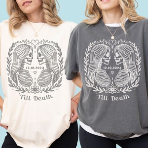 Camiseta gótica de casal lésbico, camisetas personalizadas de casamento lésbico, camiseta Comfort Colors Engayged, camiseta Till Death Lesbian Bride, Two Brides