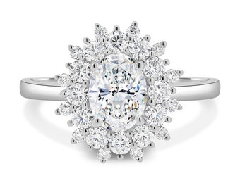 Oval Diamond 18K White Gold Halo-Style 8*6 Mm Engagement diamond ring.