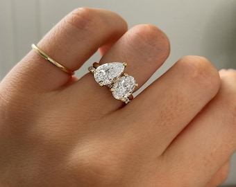 Pear & Oval 2.50tcw Lab Grown Diamond Toi Et Moi Engagement Ring | IGI Certified | 14k/18k Gold