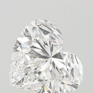 Heart 1.55ct E VVS1, IGI Certified, Lab Grown Diamond