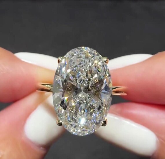 Oval 5.00ct Lab Grown Diamond Solitaire Engagement Ring, EF Color 