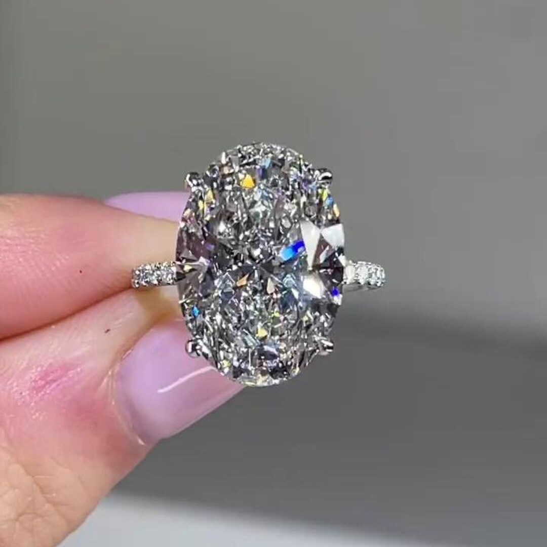 Oval 5.50tcw Lab Diamond Hidden Halo Engagement Ring | IGI Certified ...