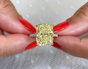 【17号】CTHY LUXURY MATERIAL ALL STONE RING 8.00tcw Cushion Fancy Yellow Lab Diamond Ring | IGI Certified