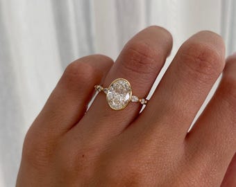 Bague De Fiançailles En Or Blanc 14k Avec Diamant Ovale De 2,20 Ct - Certifiée IGI/GIA - Taille Personnalisable