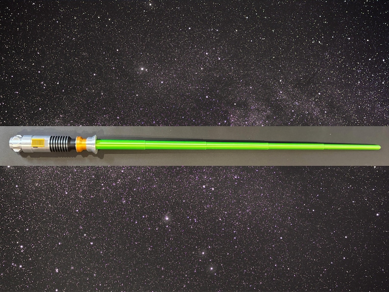 Spada laser ispirata a Luke Skywalker con lama pieghevole (stampata in 3D) immagine 7