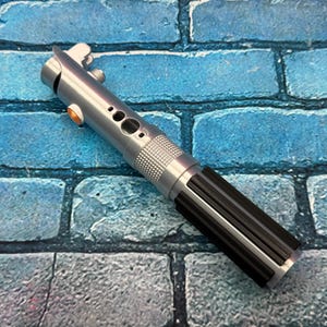 Anakin Skywalker Saber | RGB-S16 FX Lightsaber | 3D Printed | Smooth Swing | 12 Blade Colors