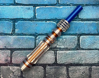 Leia Skywalker Inspired Lightsaber Cosplay Prop w/ Collapsible Blade (3D Printed)