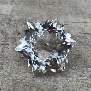 Crystal Quartz Snowflake Cut Faceted GEMSTONE Very Special Snowflake Cut Shape,Hexagon,51.35 Carats,23MM, Pendant Size &Jewellery Making