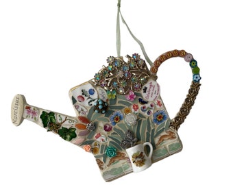 Upcycled mosaic watering can, Recycled pique-assiette vintage mixed media mosaic, Handmade eclectic home décor garden wall art decoration
