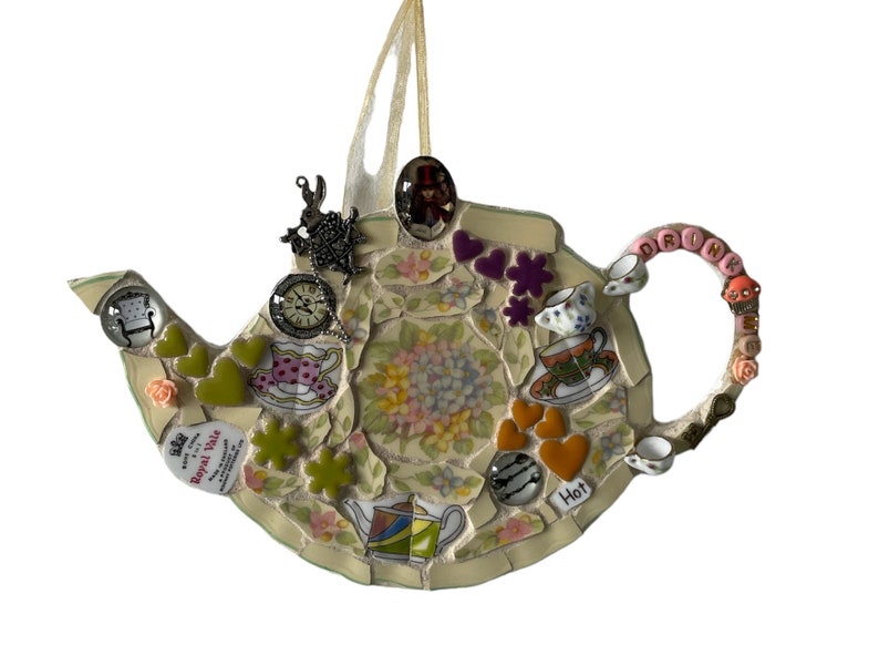 Mosaic teapot shape, Recycled pique-assiette vintage mixed media mosaic, Handmade eclectic home décor, Upcycled hanging wall art decoration Tea Party