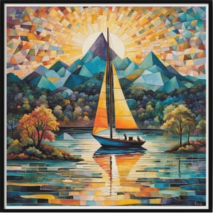 Könnte beinhalten: Ein Segelboot mit einem gelben und orangefarbenen Segel segelt auf einem See mit Bergen im Hintergrund. Die Sonne scheint hell und das Wasser reflektiert das Licht. Die Berge sind eine Mischung aus Blau, Grün und Lila.