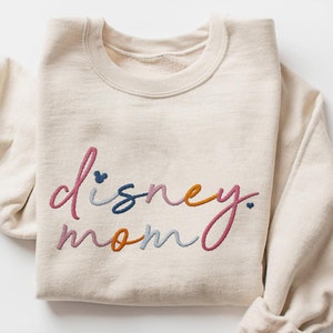 Mom Mama Mouse Pastel Color Magic Kingdom Embroidery Sweatshirt, Embroidered Sweatshirt, 2024 Family Trip Embroider Sweater