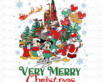 Może przedstawiać: Ilustracja świąteczna przedstawiająca Myszke Miki i jej przyjaciół, w tym Minnie Mouse, Goofy'ego, Pluto i Donalda, wszystkich ubranych w świąteczne stroje. Stoją przed śnieżnym tłem z zamkiem w oddali. Tekst "VERY MERRY CHRISTMAS" jest napisany czerwonymi i zielonymi literami na dole obrazu.
