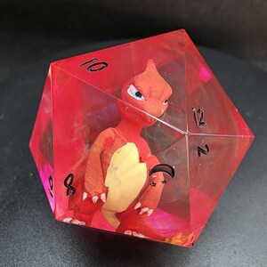 Charmeleon Pokemon D20 50mm